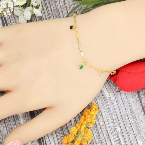 "Trendy Handmade Bracelet – A Stylish Gift for Women & Girls, MAR091884 - Picture 10 of 10